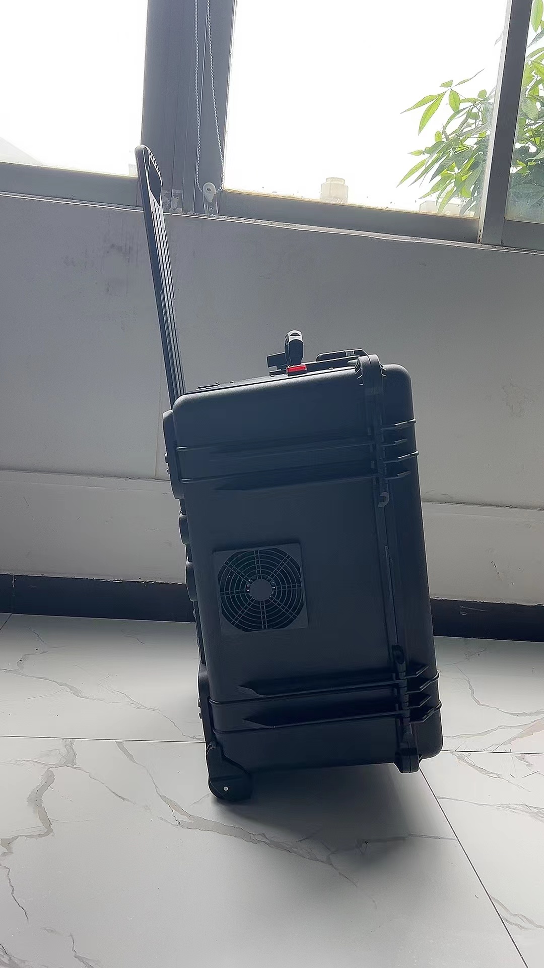 竹根滩镇手拉箱型移动通信干扰器